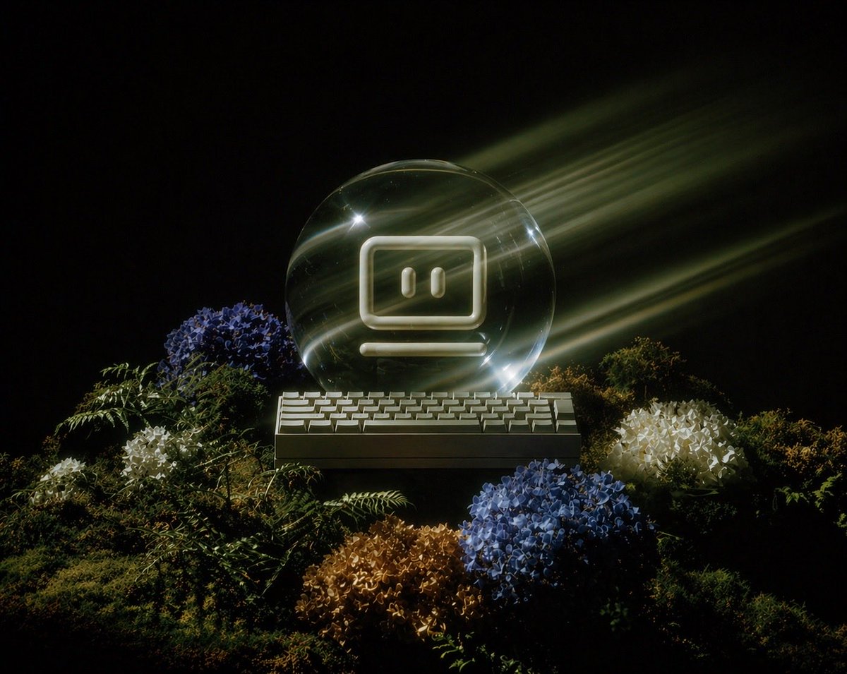 花园中的玻璃 AI 球体