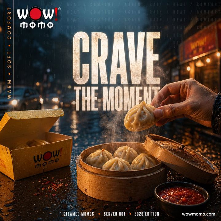 电影感雨夜街头美食广告